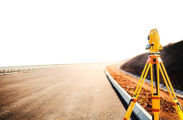 Автомобильные и железные дороги